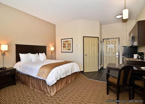 Quality Inn & Suites Thompson Quarto foto